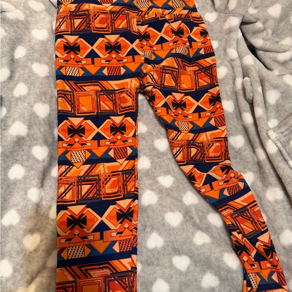 LulaRoe leggings different colors - Picture 4 of 6